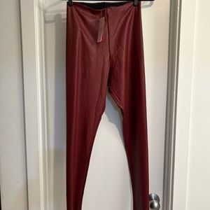 NWT Commando Faux Leather Leggings, Red, Large